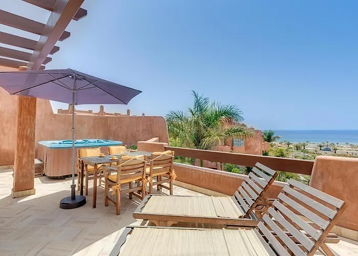 Romen 2-2 Penthouse Sea View & Jacuzzi 2b Palm-mar