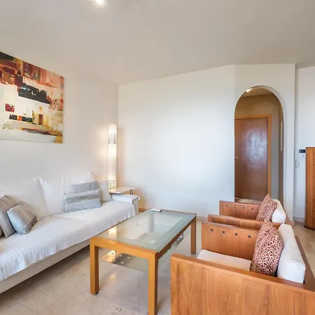 Romen 2-2 Penthouse Sea View & Jacuzzi 2b Holiday home *