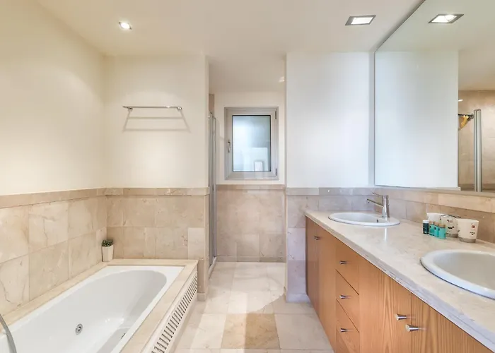 Romen 2-2 Penthouse Sea View & Jacuzzi 2b * Palm-mar